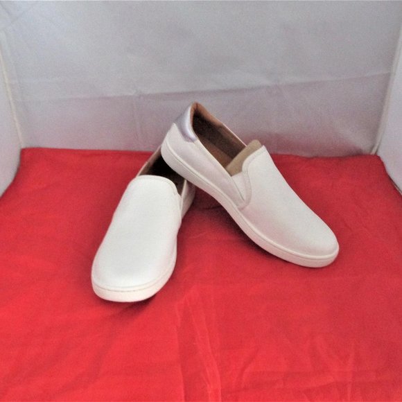 UGG Shoes - UGG Women's Cas Slip-On Leather Sneakers